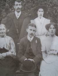 The Carr family Easingwold 1912 - 13. Believed to be Amy &amp; Clarence Fox&#039;s engagement photo.